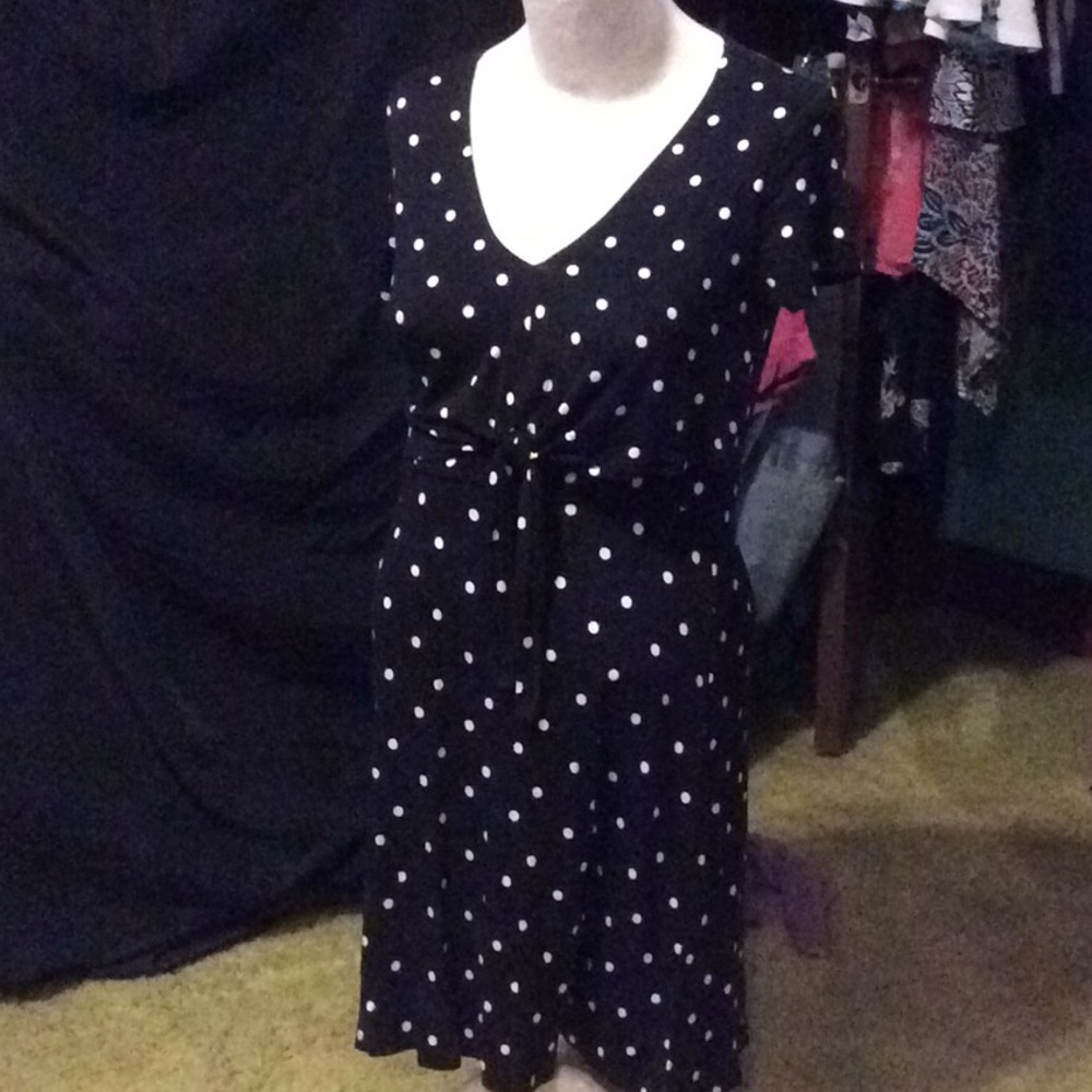 Size small short sleeve polkadot dress